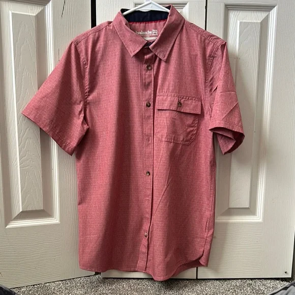 Avalanche Men's Red Short Sleeve Shirt - Picture 1 of 1